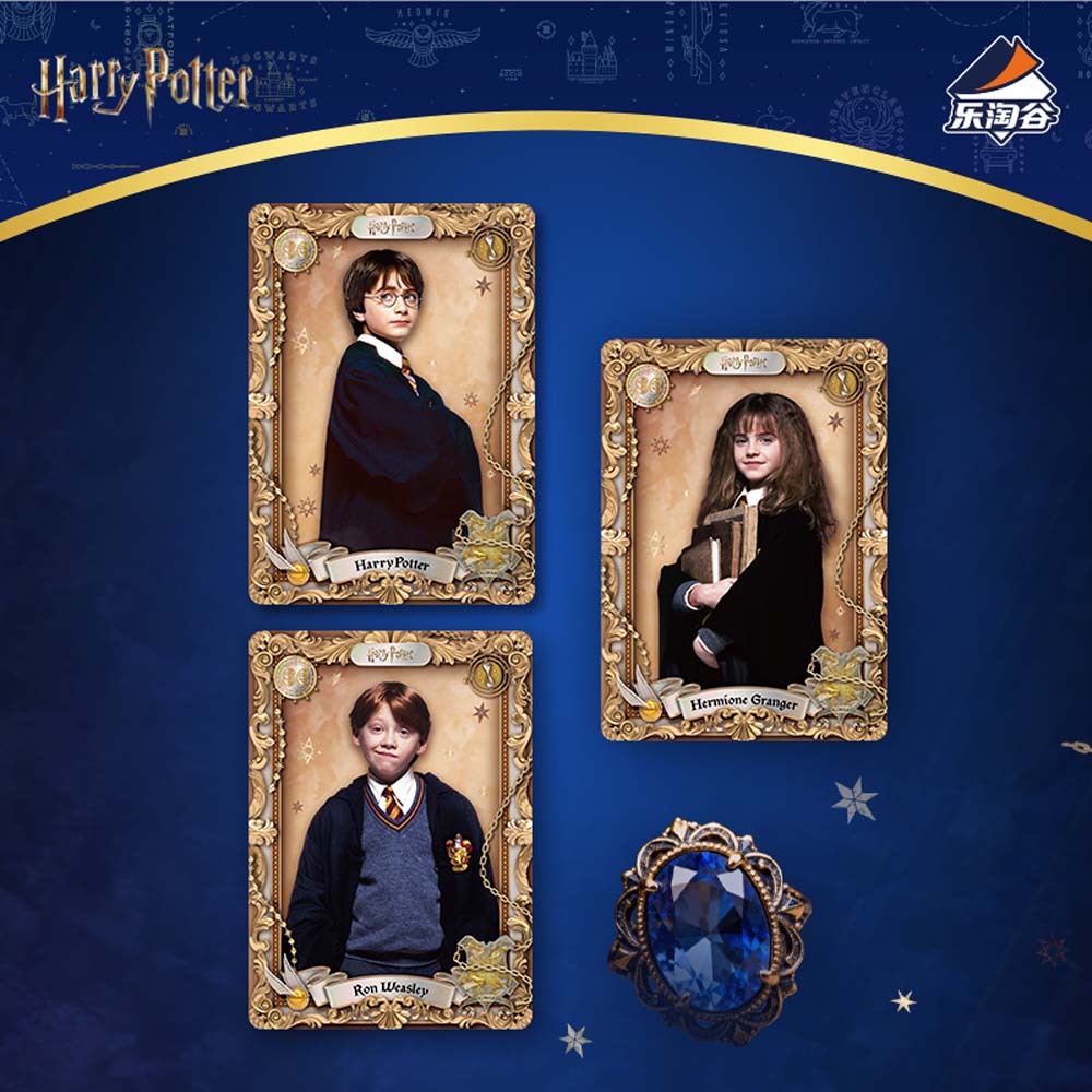 Harry Potter & the Sorcerer's Stone Series Collectible 5 x Card Booster Pack