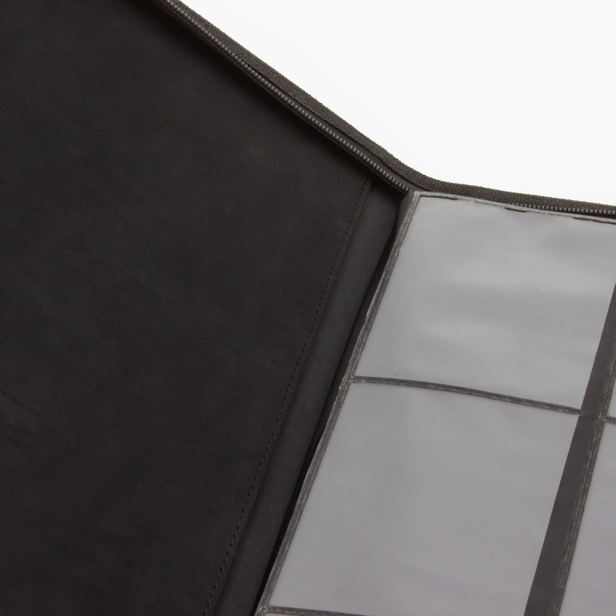 コレクターズシリーズ TOP LOADER ジップバインダー - MATTE (108 容量)