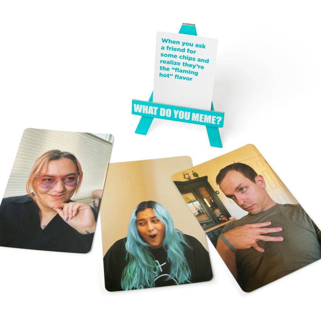 What Do You Meme? Family Edition